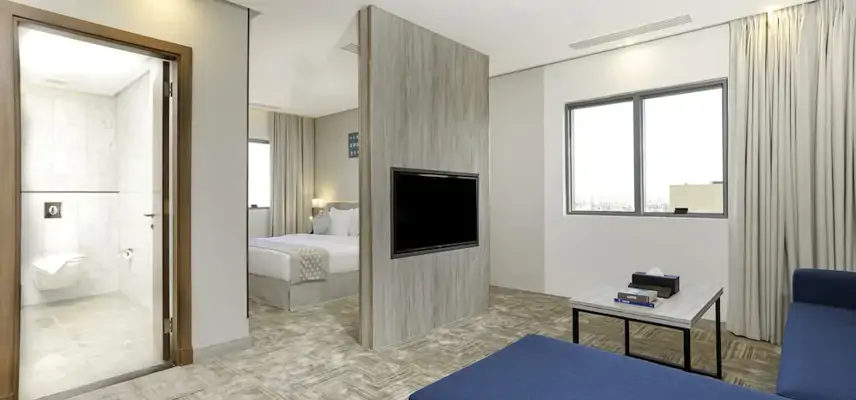 The Seasons Hotel image